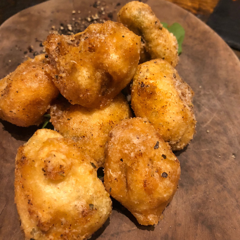 熟成じゃがいもとアボカドのスパイシーなフリット(ズイジ（zuiji）)