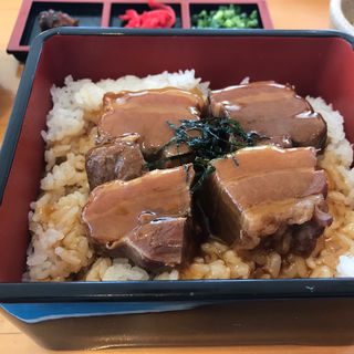 らふてー丼(レストラン海宝 )