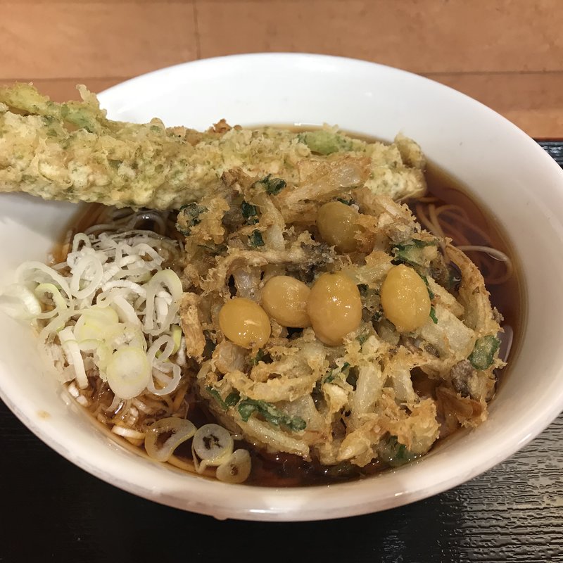 霜降り平茸のかき揚げそば(いろり庵きらく 田町店 （イロリアンキラク【旧店名】あじさい茶屋）)