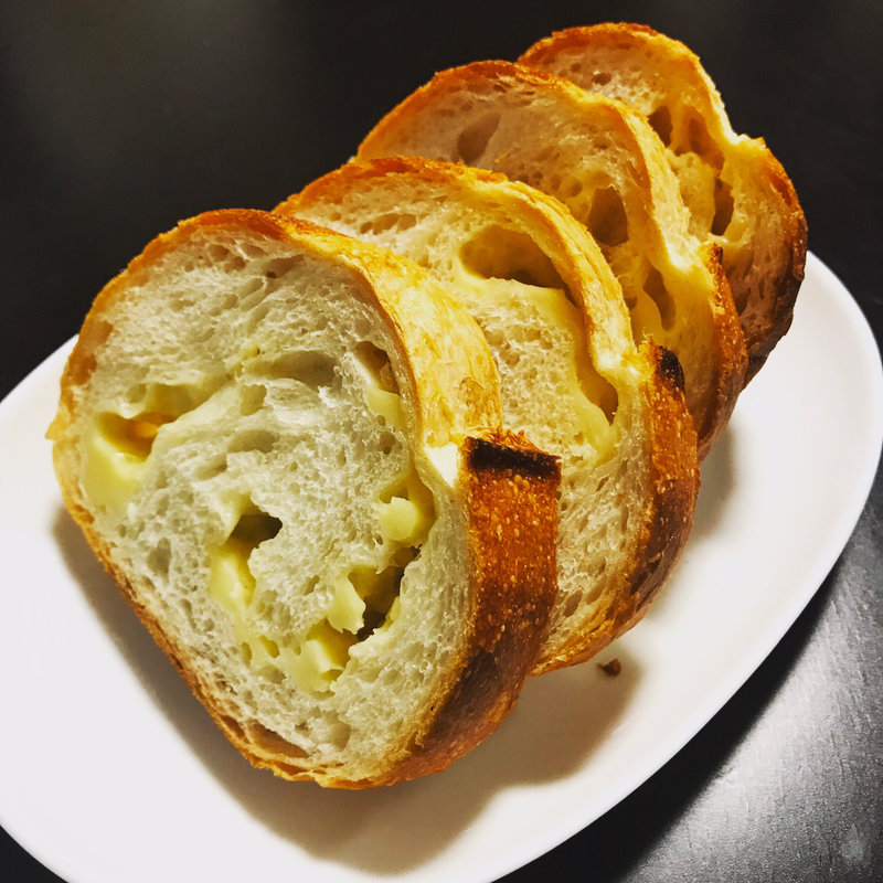 チーズバタール1/2(ポンパドウル 北千住マルイ店)