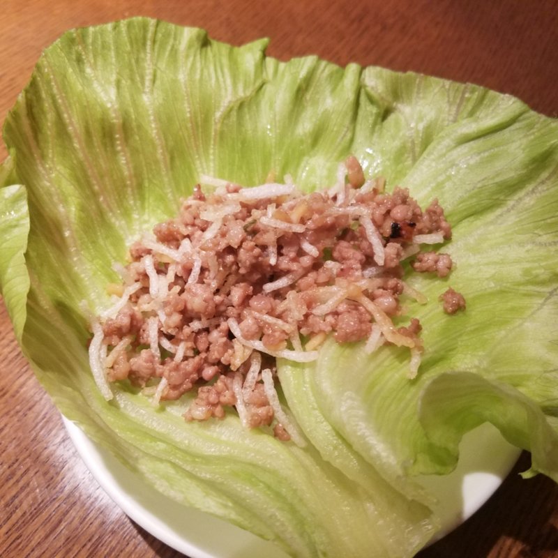 名物ミンチのレタス包み(水蓮月 （ロータスムーン）)