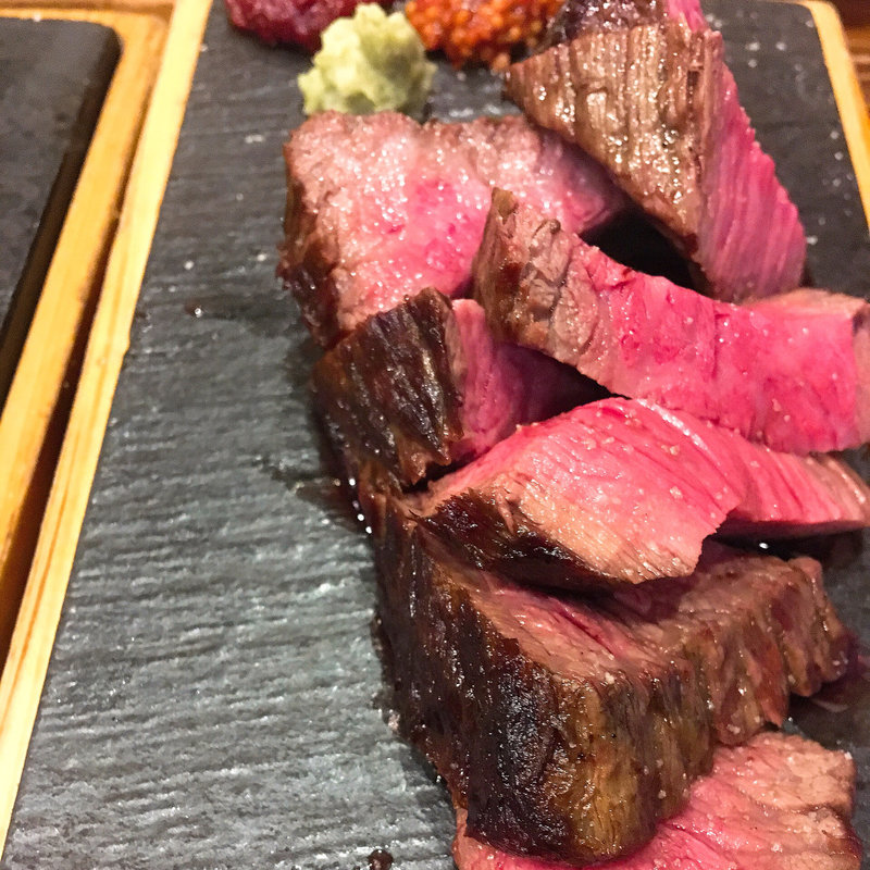 赤身「塊」イチボ(赤身とホルモン焼のんき)