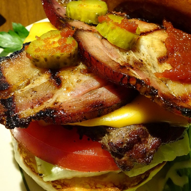 ベーコンチーズバーガー(市島製パン研究所)