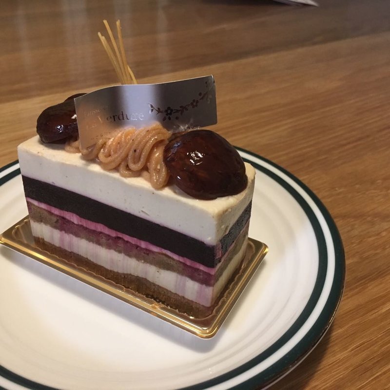 マロンカシス(パティスリー・ラ・ベルデュール)