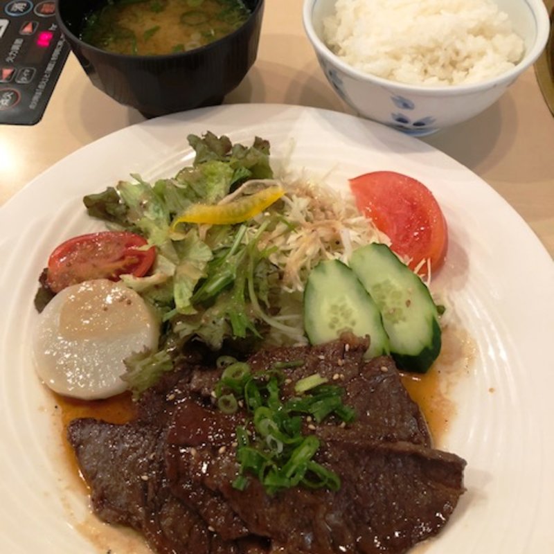 カルビ定食(焼肉処一品一会 花のみち店)