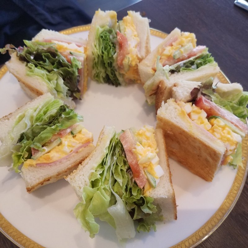 野菜たっぷりのサンドイッチ(珈琲館 えんの森 （えんの森）)