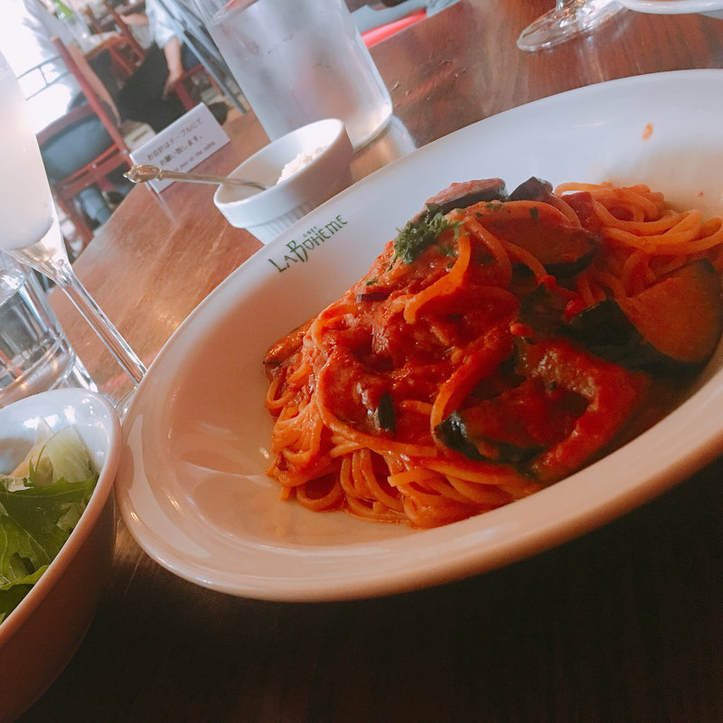 (カフェ ラ・ボエム 新宿御苑 （La Boheme）)