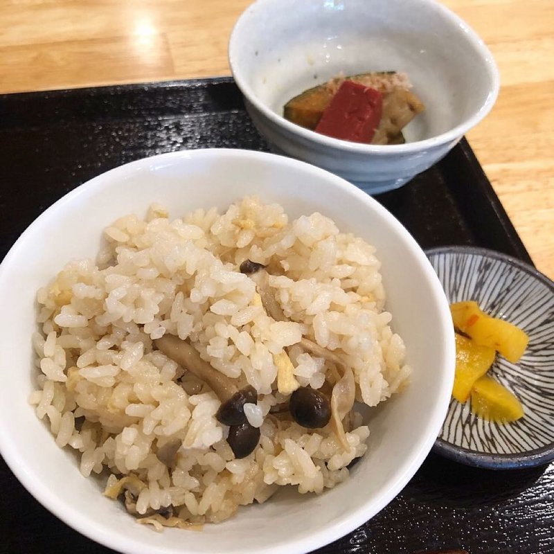 炊き込みご飯(手打ちうどん ほそ井 )