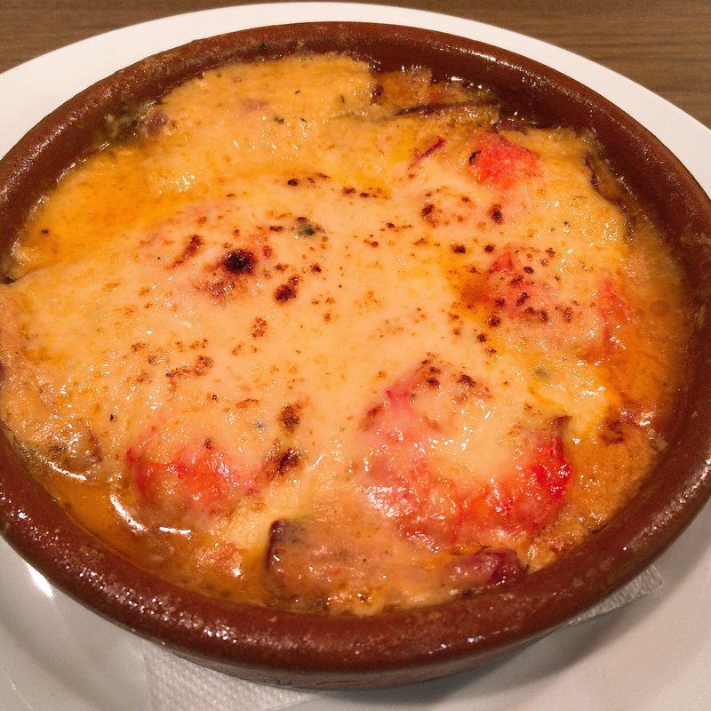 ナスとエビ、生ハムのグラタン(ESTEKA Bar Restaurante Español)