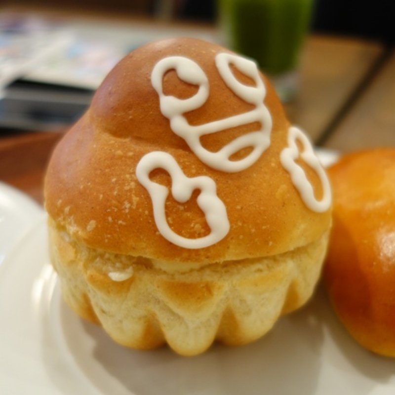 Mr.BRIOCHE(Crossroad BAKERY(クロスロードベーカリー))