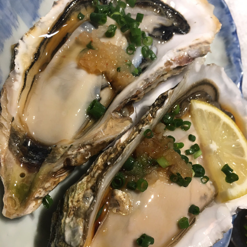 真牡蠣産地食べ比べ(さかなや 市場食堂)