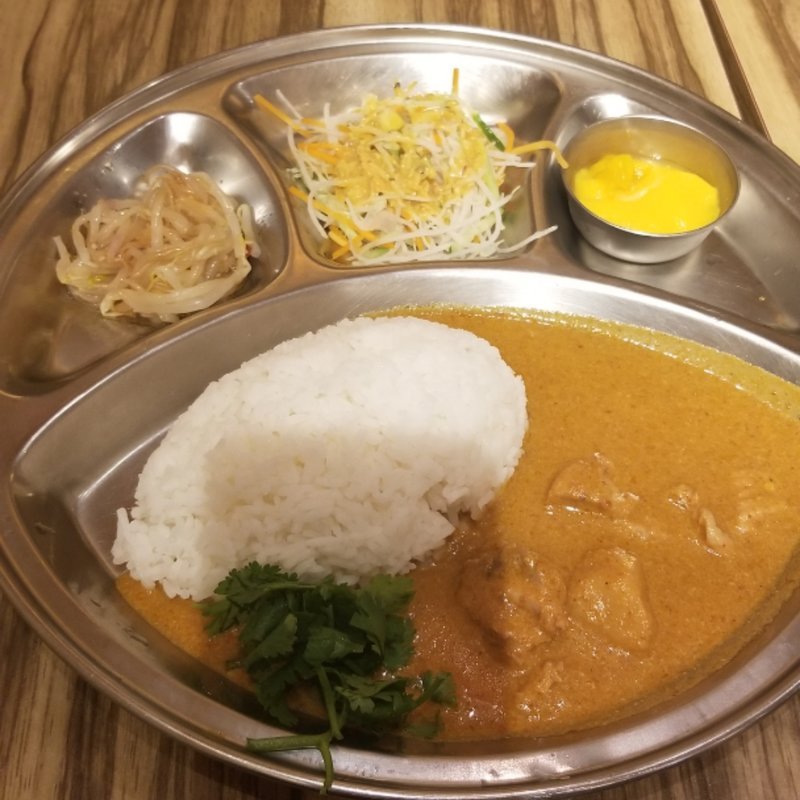 自家製マッサマンカレープレート(UBU CAFE)