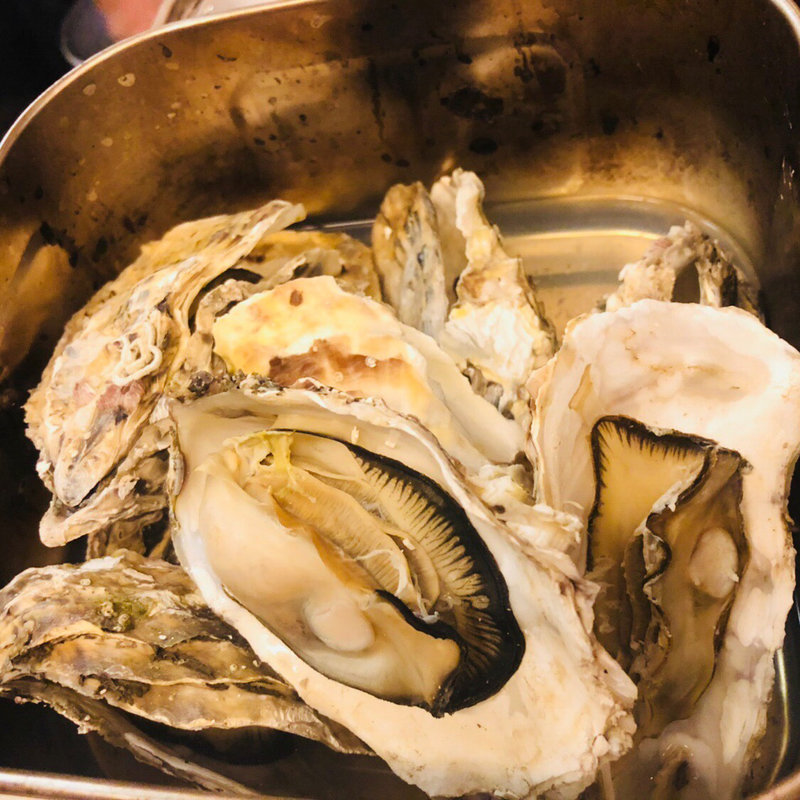 カキどっさり缶蒸し(都夏 （ツゲ）)