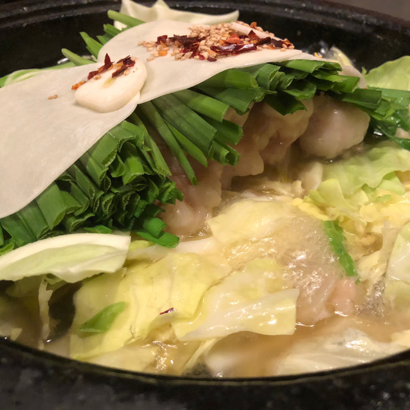 元祖・石もつ鍋(水炊き ゴマサバ もつ鍋 三得物語)