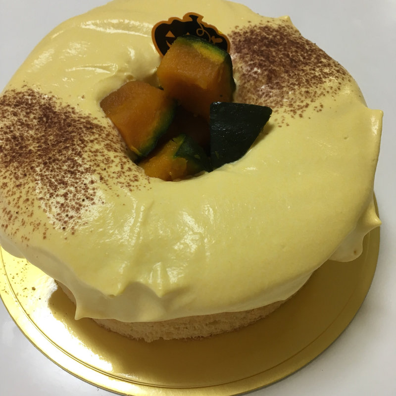 かぼちゃの米粉シフォンケーキ(ハッピースイーツ)