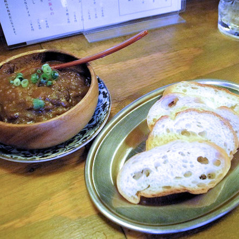もつカレー(大衆酒場コグマヤ)