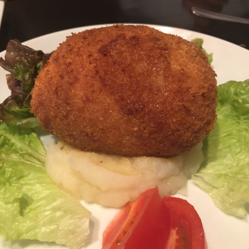 キエフカツレツ(モスクワ プリュス シェミ OSAKA)