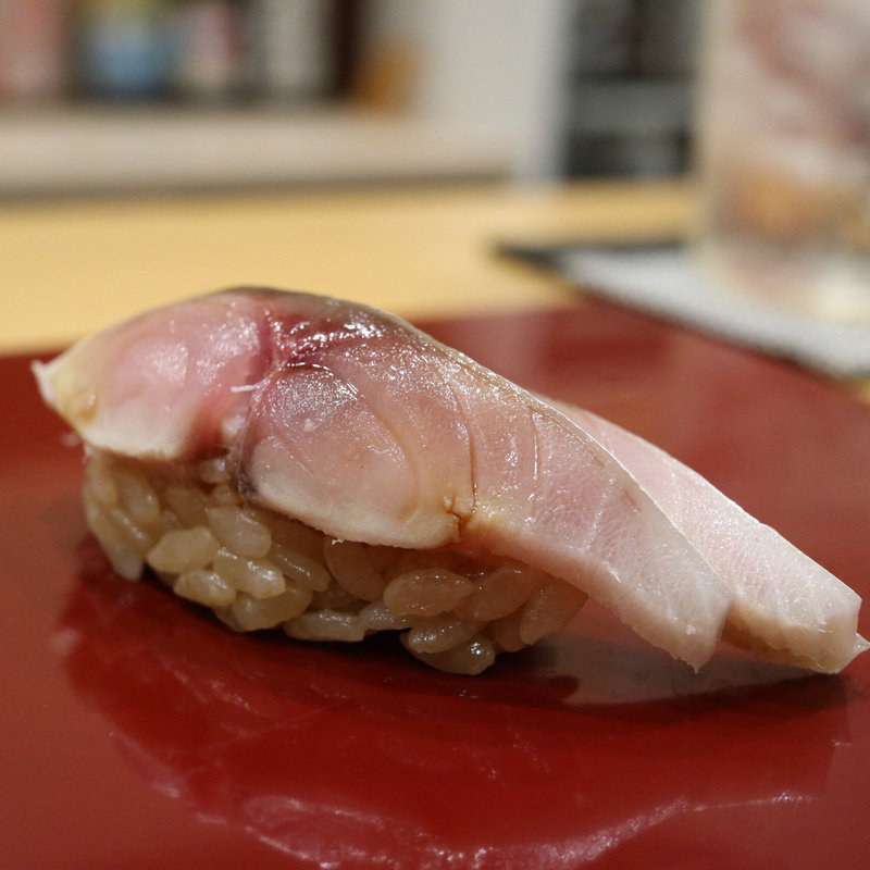 鯖(鮨 真菜)