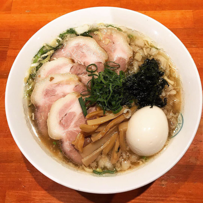 限定 背脂のどぐろ中華そば(麺屋 六感堂)