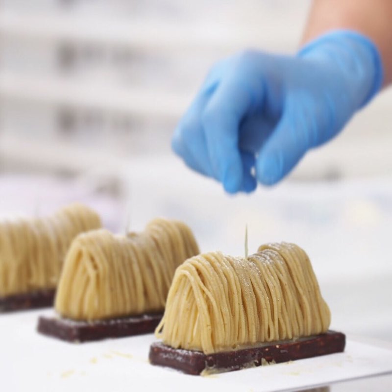 かやぶき～丹波栗のモンブラン～(中島大祥堂 丹波本店)