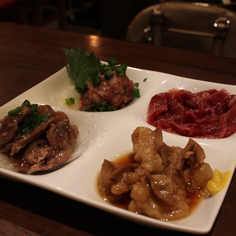 肉珍味四種盛り合わせ(大宮肉寿司)