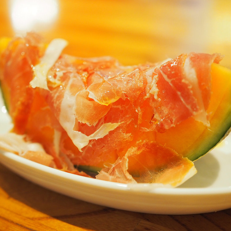 パルマ産生ハムと北海道らいでんメロン(トラットリア築地トミーナ)