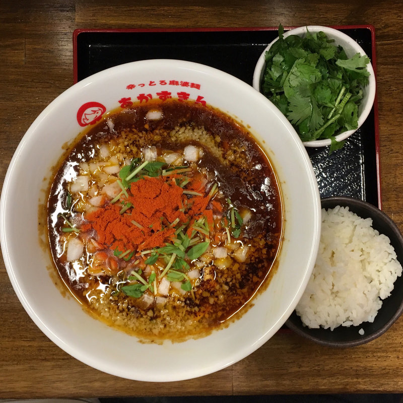 背脂咖哩麻婆麺(辛っとろ麻婆麺 あかずきん 蒲田店)