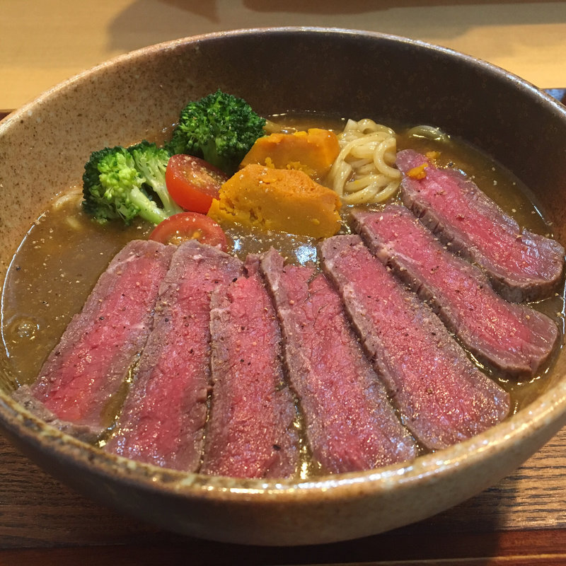 スパイシーカレー(和ヌードル 鈴七 （スズナ）)