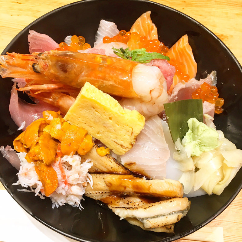 特選DX海鮮丼(築地虎杖マーケット 食堂部 )