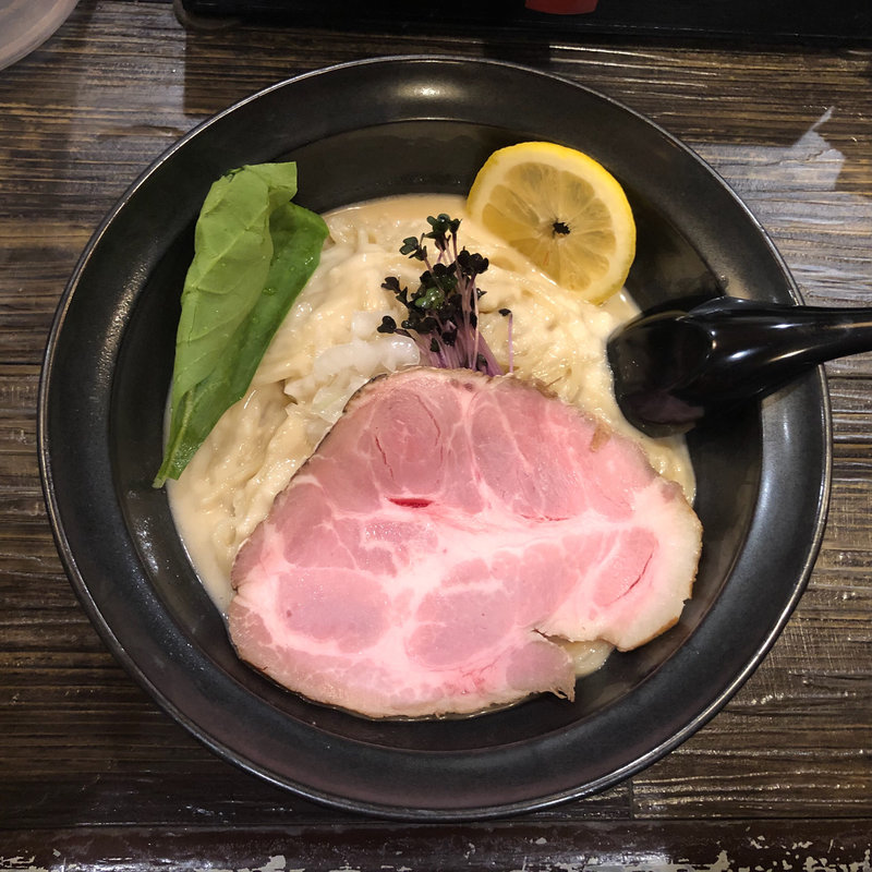 山崎真鯛と羅臼昆布の冷やし白湯(丿貫)