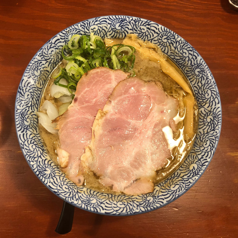 煮干し鶏豚骨(頑固麺 )