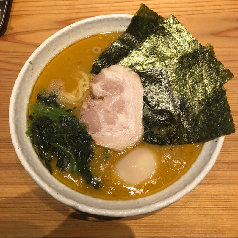 味玉ラーメン 中(横浜家系ラーメン 満月家)