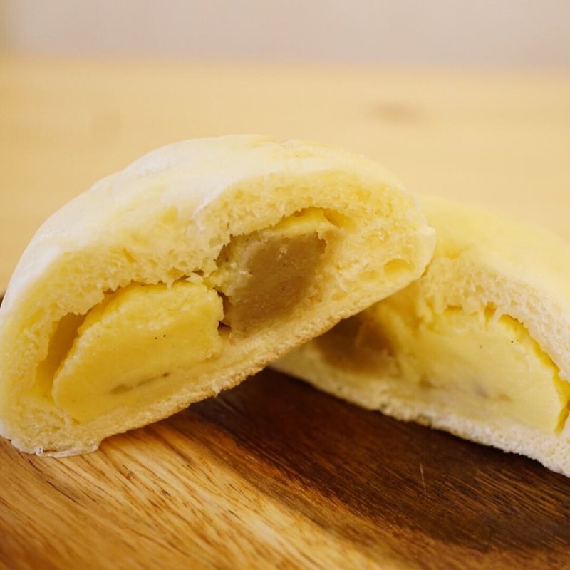 和栗入りクリームパン(BAKERY SUGIーNOーKI)