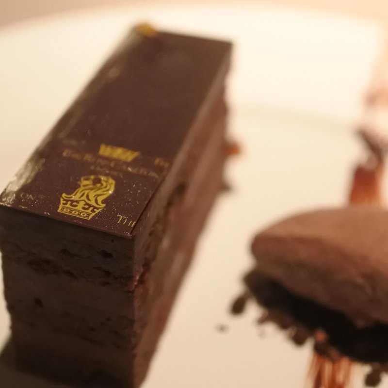 リッツカールトンチョコレートケーキ(グスク )