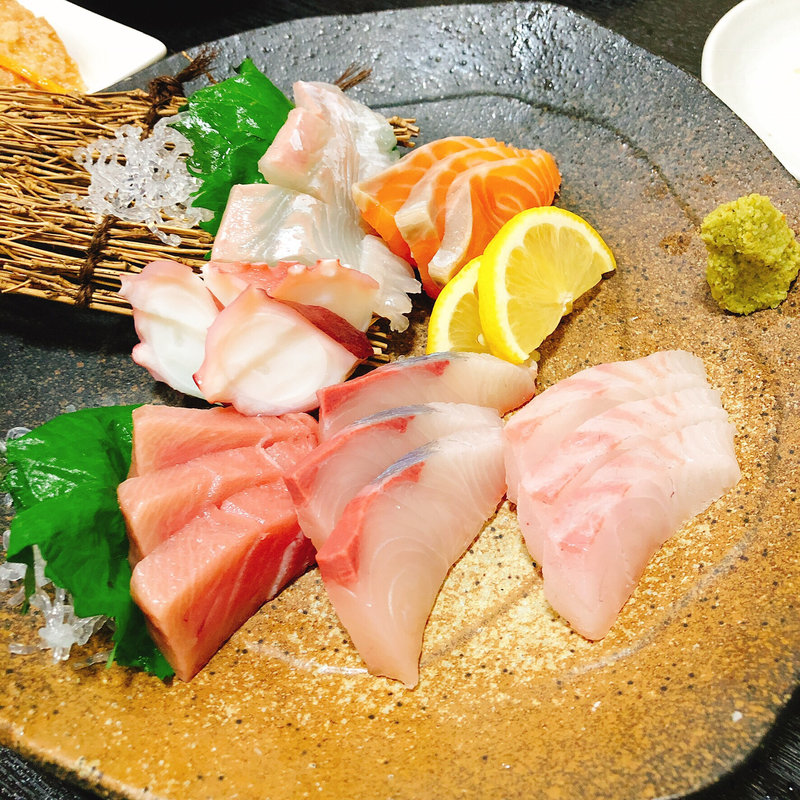 お造り盛り合わせ5種(はなや )