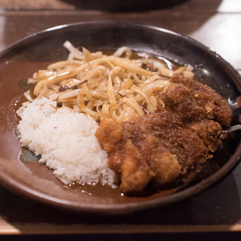 カレーヌードル+チキンカツ(インデアン （indean）)