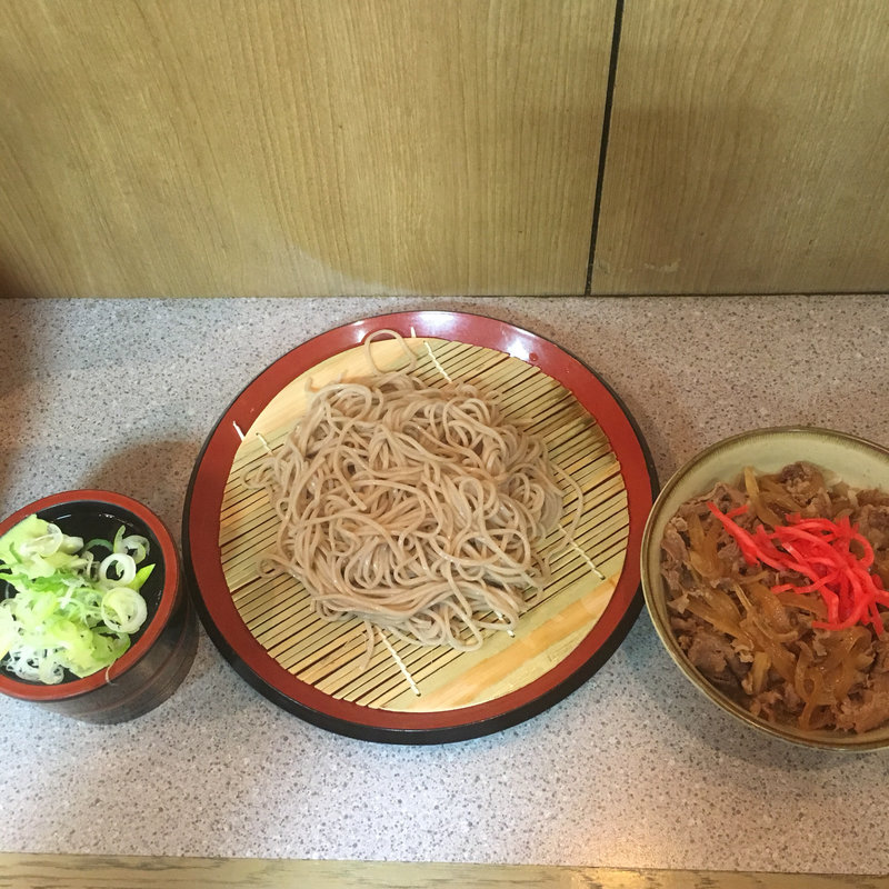 牛丼セット(甲斐そば （カイソバ）)