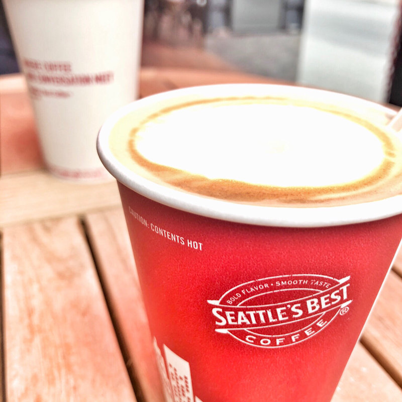 カフェラテ(シアトルズベストコーヒー APA神戸三宮店)