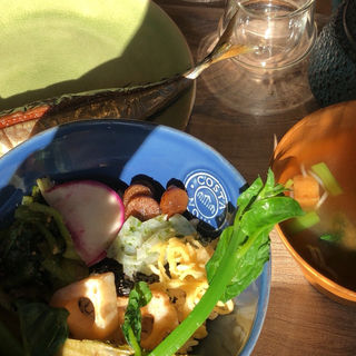 魚ランチ(Seasonal Organic Natural くれは食堂)