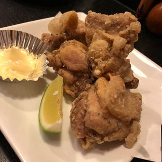 鳥の唐揚げ(焼鳥はなび)