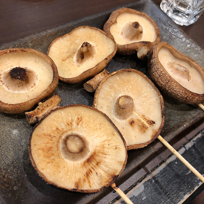 椎茸（串焼き）(炭火 串焼きボンちゃん)