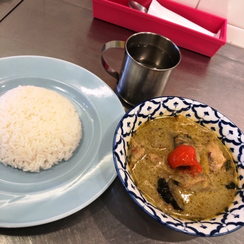 グリーンカレー(渋谷カオマンガイ)