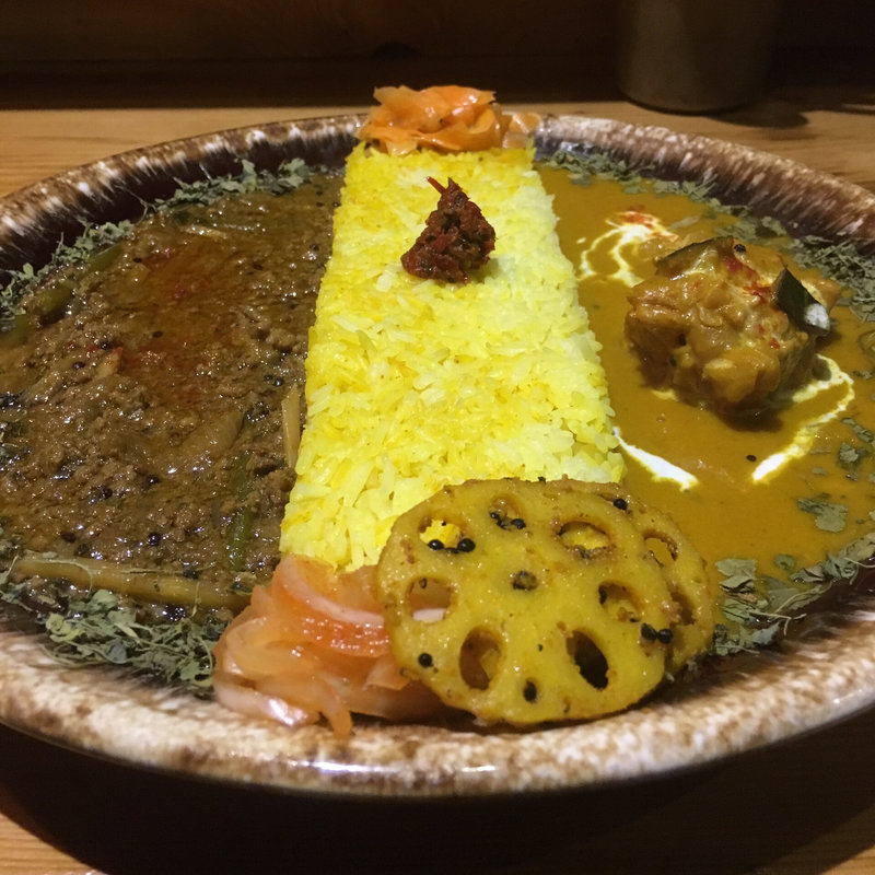 たけのこの中華風キーマ&かぼちゃとみそクリームチーズのチキンカレー(バー カナタ （Bar Kanata）)