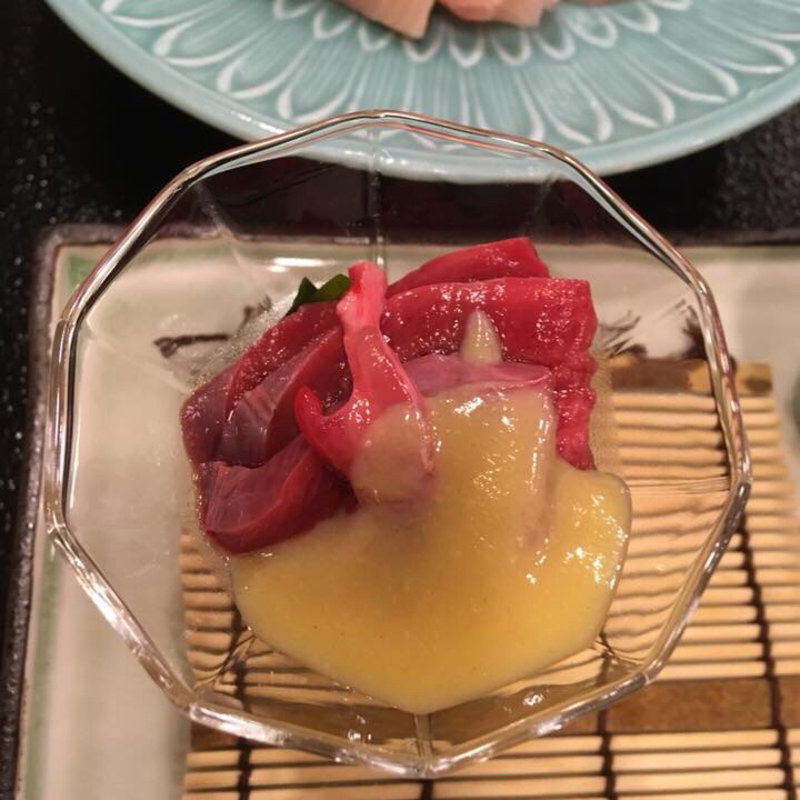 モウカザメ(ネズミザメ)の心臓の刺身(世界 )