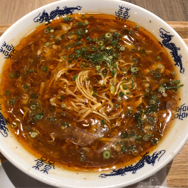 酸辣麺(中華麺キッチン スーラーメン まくり 空港店)