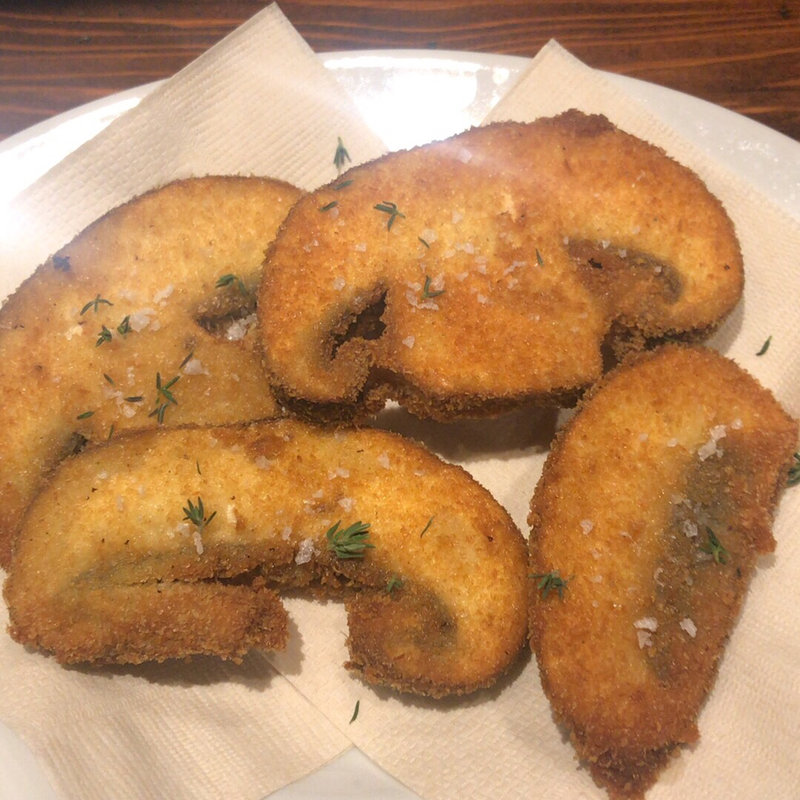 ジャンボマッシュルームのフリット(ピッツァ食堂C2)