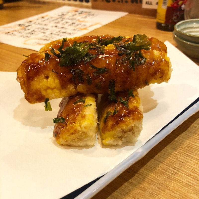 トウモロコシの唐揚げ(酒菜米べゑ)