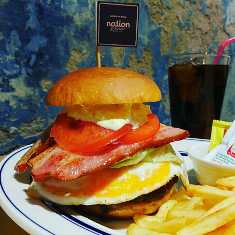 厚切りベーコンエッグバーガー(Nation diner)