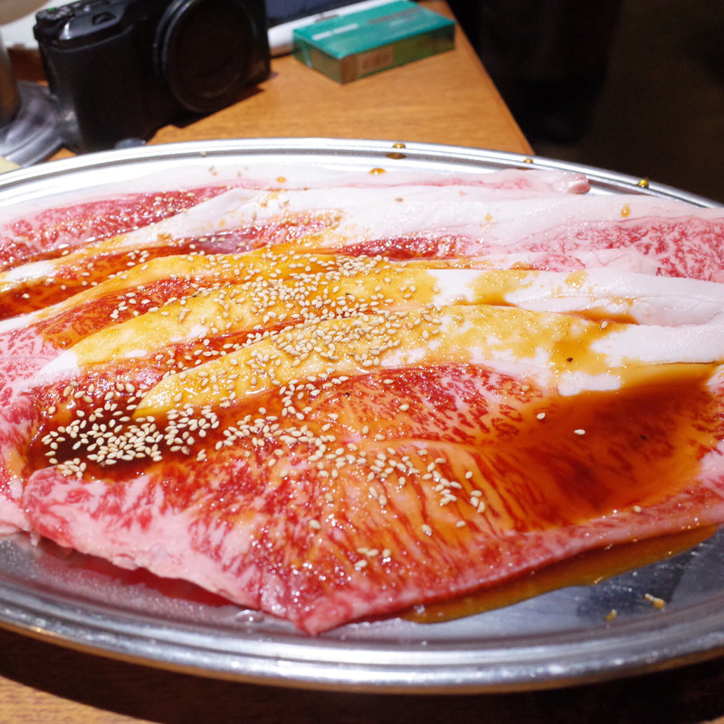 飛騨牛 タレサーロイン   大判２枚(ホルモン在市 （ざいち）)