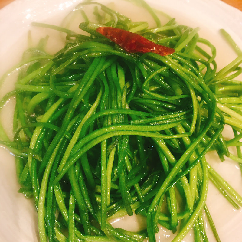 水蓮菜の塩炒め(回頭)